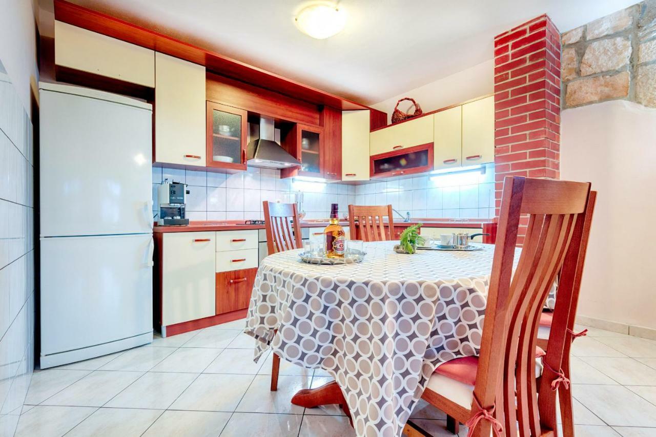 Apartments Dalmatino รูคาวาซ ภายนอก รูปภาพ