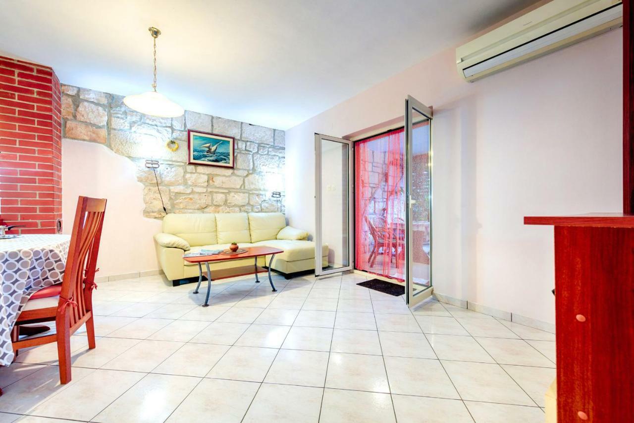 Apartments Dalmatino รูคาวาซ ภายนอก รูปภาพ